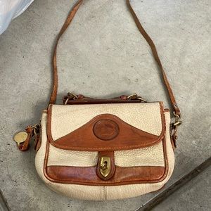 Vintage Dooney and Bourke crossbody purse